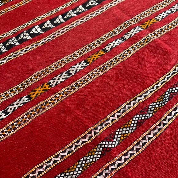 Beautiful artisanal handwoven rug wall art - Picture 4 of 6